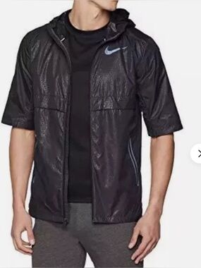 Nike Running Nylon Short Sleeve Light Jacket